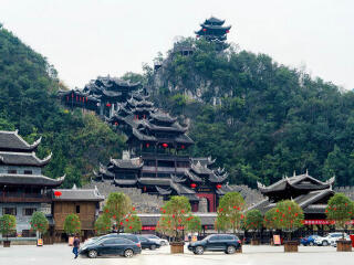 重庆十日游多少钱_十月份去重庆好吗_重庆旅游报团多少钱
