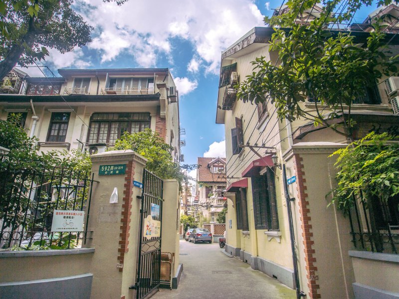 懒悠悠民宿(上海合肥路店)