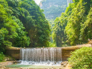 重庆十日游多少钱_十月份去重庆好吗_重庆旅游报团多少钱