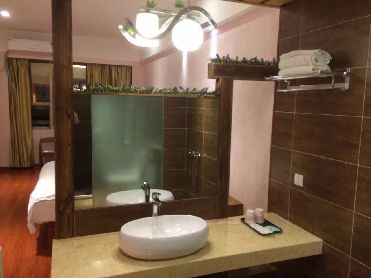 豪华双床房