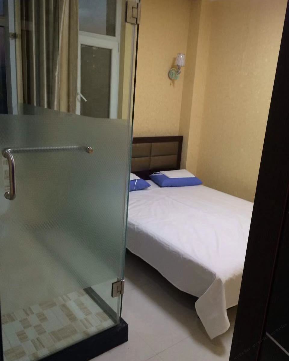 温馨大床房