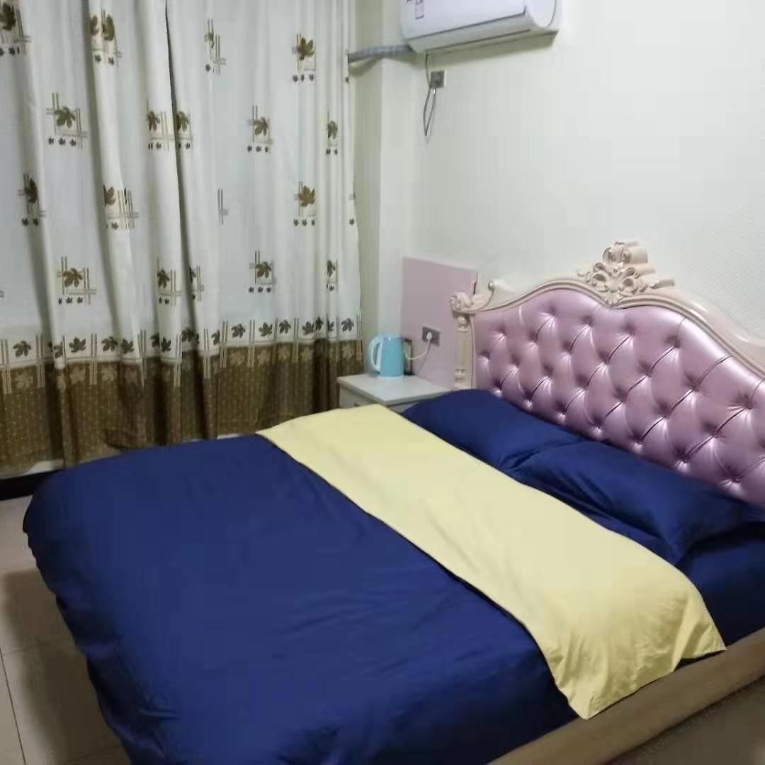 豪华大床房