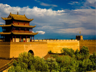 过年去额济纳旗胡杨林旅游团_额济纳旗胡杨林七日游_几月份去额济纳旗胡杨林旅游好