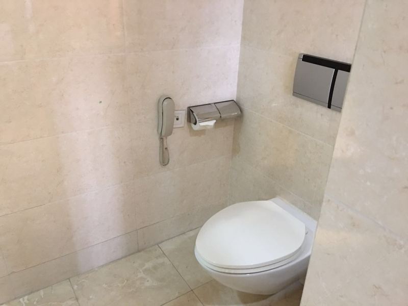 hotelPic