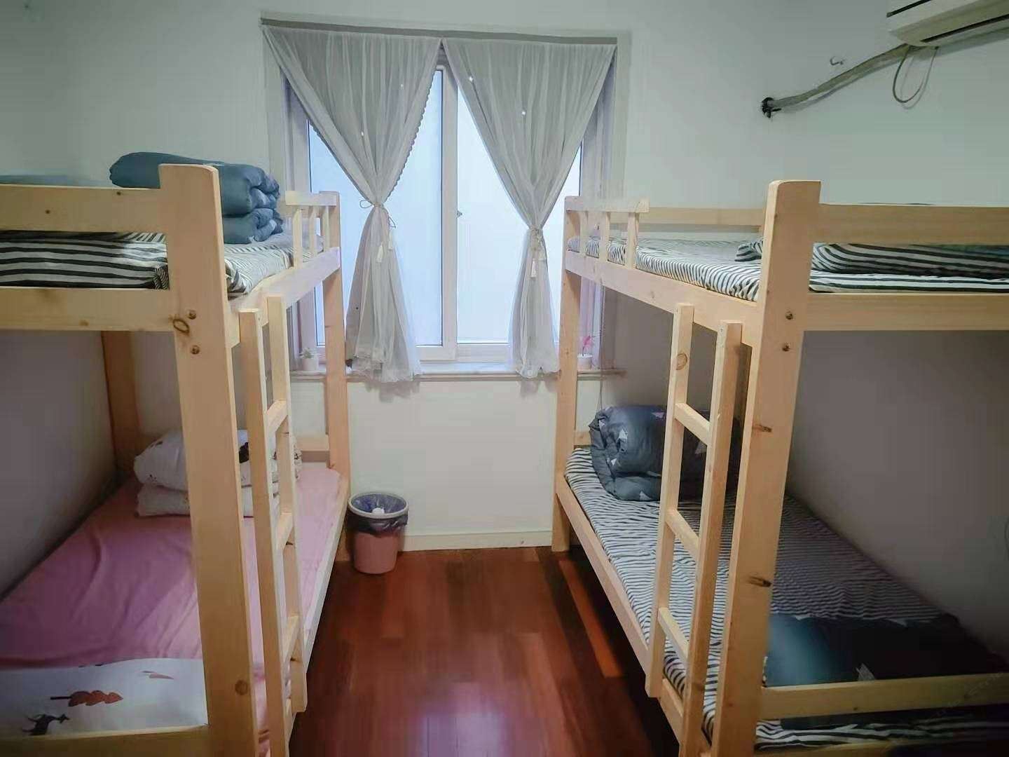 精致八人间(床位)