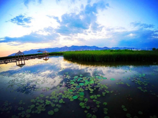 到內(nèi)蒙古呼和浩特旅游_內(nèi)蒙古呼和浩特最適合旅游的季節(jié)_內(nèi)蒙古呼和浩特游報價