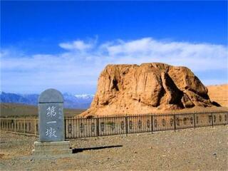 到额济纳旗胡杨林旅游跟团报价_额济纳旗胡杨林九日游路线_额济纳旗胡杨林旅游报团价格
