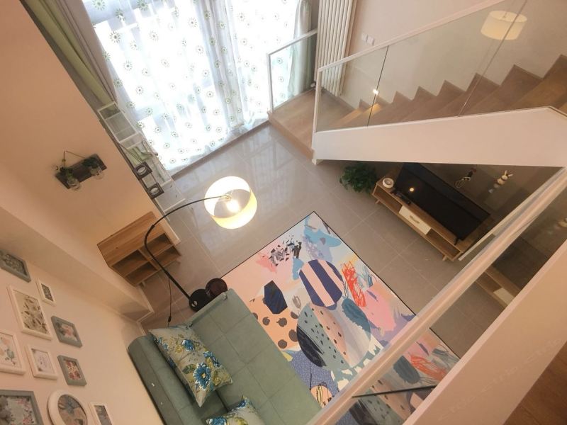 hotelPic