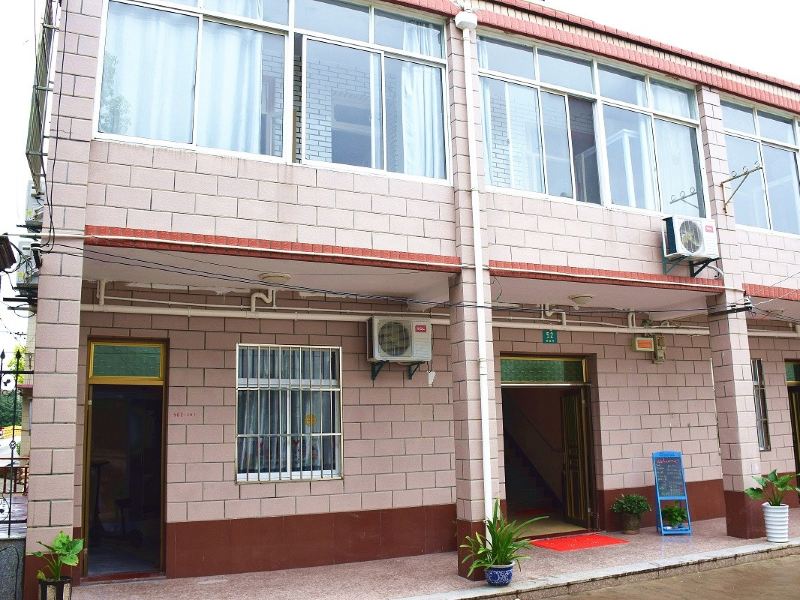 上海爱丽小屋酒店公寓