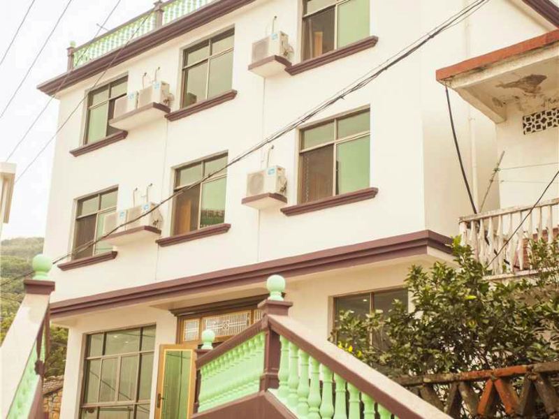 曼泽尔酒店式公寓(上海康桥路店)