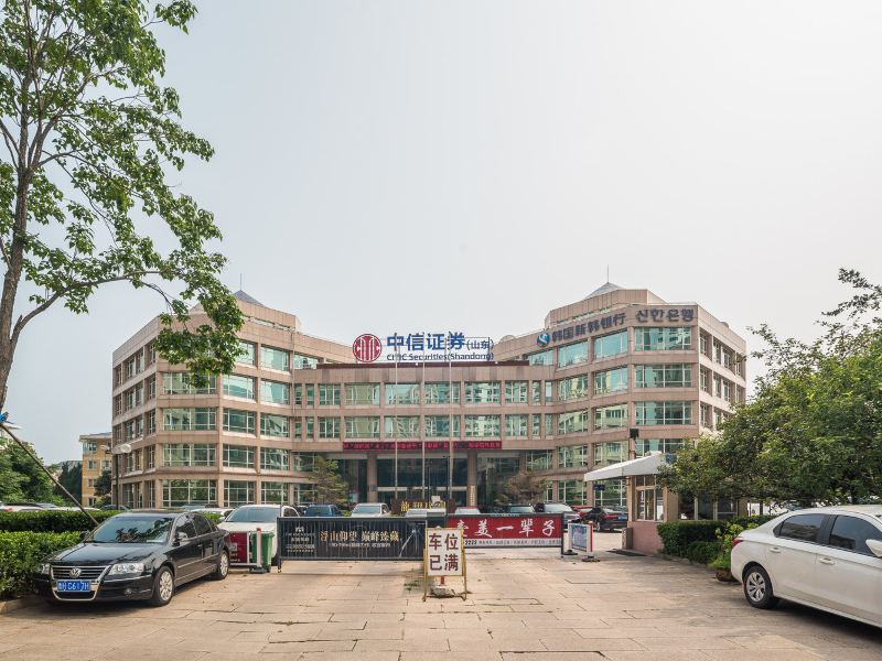 青岛私谧Home普通公寓