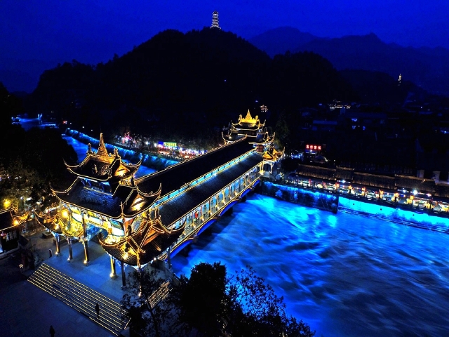 [圣诞] 成都 都江堰 青城山1日游></p></a>真纯玩0购物,可自愿升级头等舱座椅