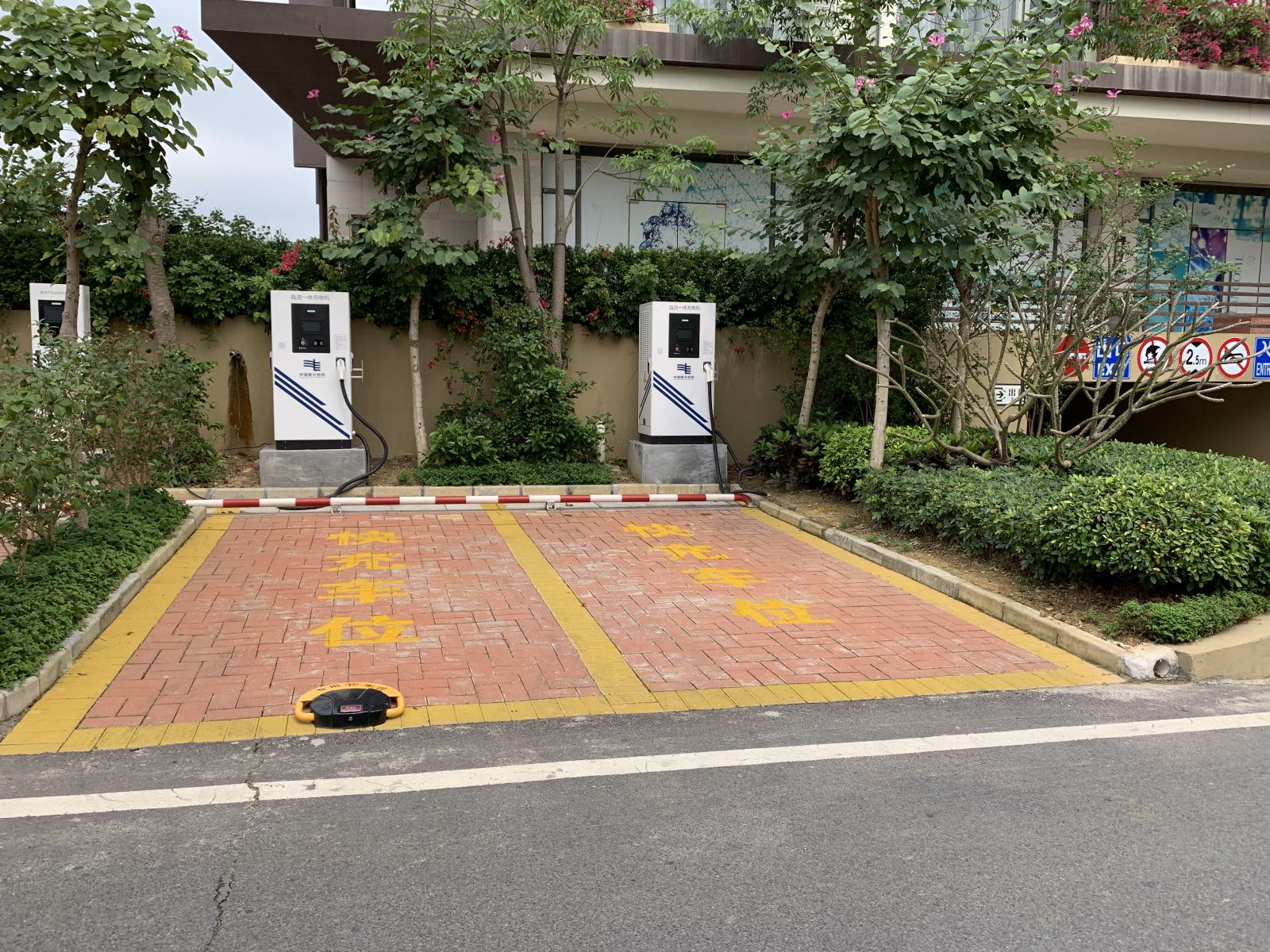 酒店豪华双床房