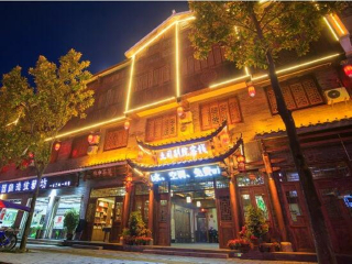 湖南張家界游跟團(tuán)多少錢_深圳到湖南張家界旅游報(bào)價(jià)_湖南張家界旅游最佳路線
