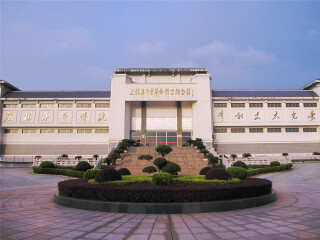 婺源廬山旅游報(bào)團(tuán)價(jià)格_現(xiàn)在到婺源廬山旅游多少錢_婺源廬山旅行團(tuán)旅游報(bào)價(jià)