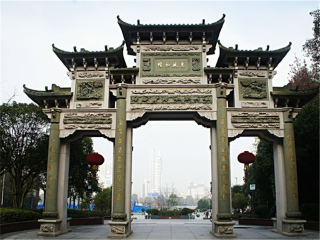 婺源廬山旅游報(bào)團(tuán)價(jià)格_現(xiàn)在到婺源廬山旅游多少錢_婺源廬山旅行團(tuán)旅游報(bào)價(jià)