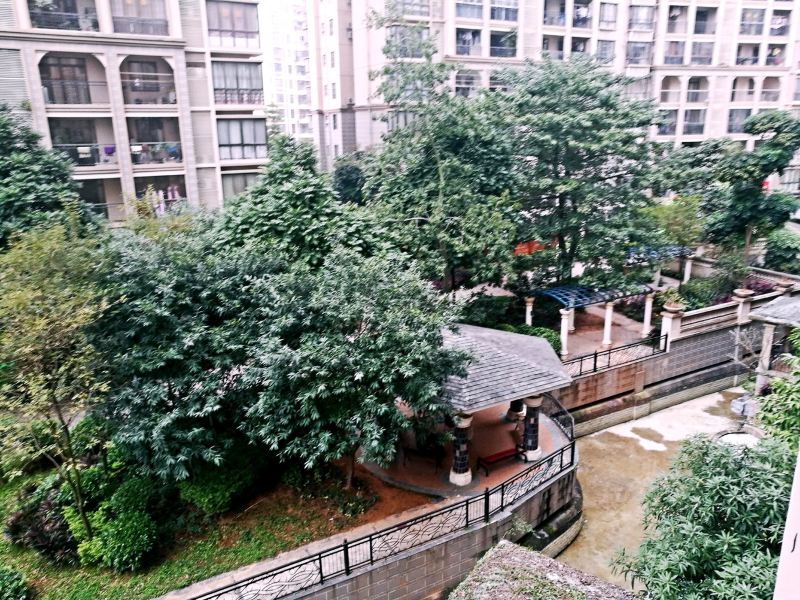 hotelPic