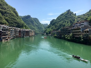 张家界游深圳出发_到张家界旅游多少钱_张家界旅游线路