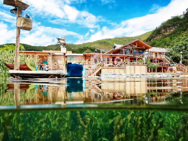 http:\/\/www.tuniu.com\/tour\/210618652