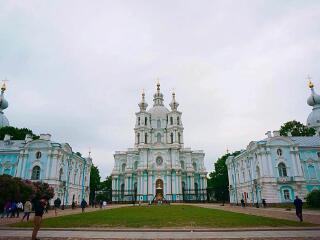 俄罗斯生活旅游_春节去俄罗斯旅游跟团_俄罗斯旅游案