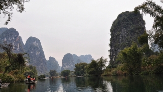 我想4月中旬去桂林需要带点什么,注意什么,天