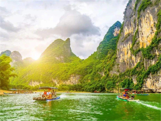 桂林陽(yáng)朔2人旅游需要多少錢(qián)_桂林陽(yáng)朔旅游組團(tuán)_桂林陽(yáng)朔旅游團(tuán)報(bào)價(jià)2021