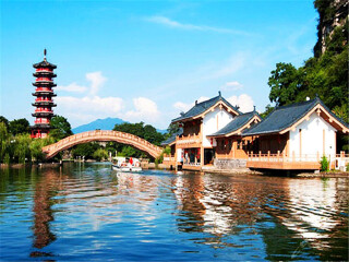 桂林陽朔自由行費用_8月桂林陽朔旅游_桂林陽朔游特價團