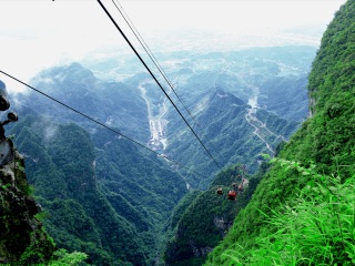 湖南張家界自由行費用_湖南張家界旅游報團價格_2021年湖南張家界旅游團報價