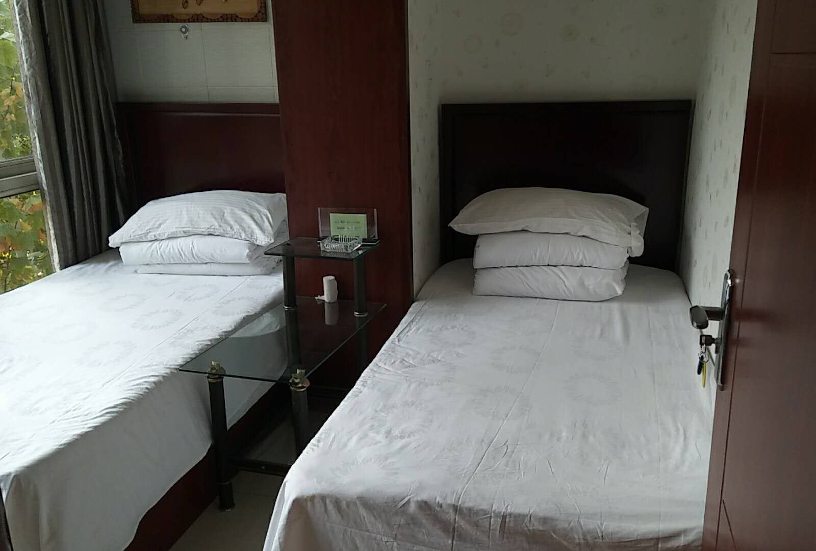 双床房(公共卫浴)