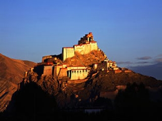 西藏納木錯(cuò)旅游報(bào)團(tuán)價(jià)格_西藏納木錯(cuò)旅行團(tuán)自由行_西藏納木錯(cuò)旅游要多少錢2021