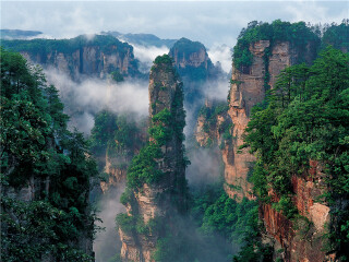 湖南張家界旅游花費一般多少_現(xiàn)在到湖南張家界旅游多少錢_怎么去湖南張家界旅游