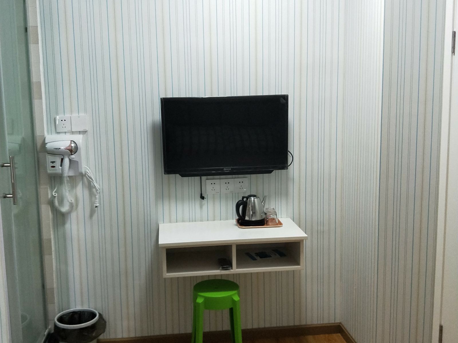 舒适大床房