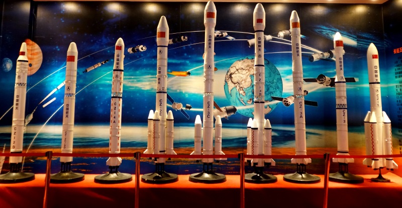 参观文昌卫星发射中心基地和文昌航天科普馆
