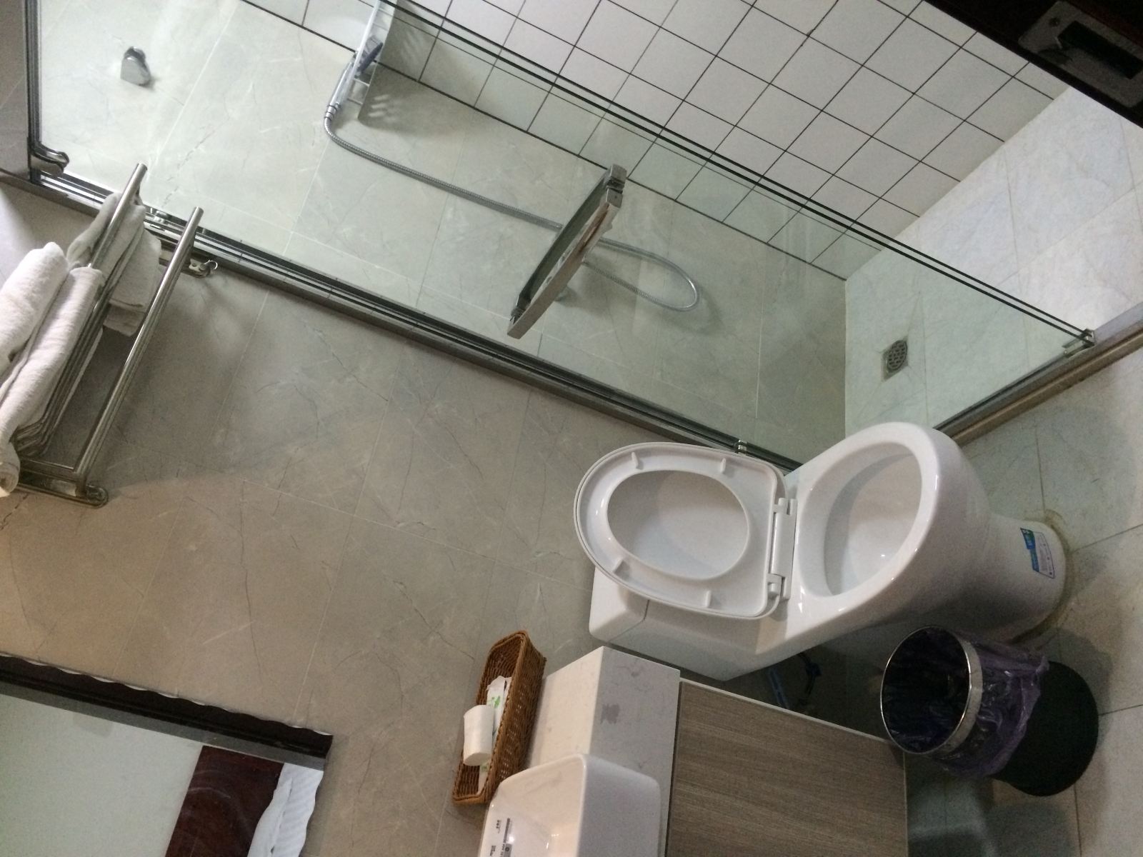 双人间
