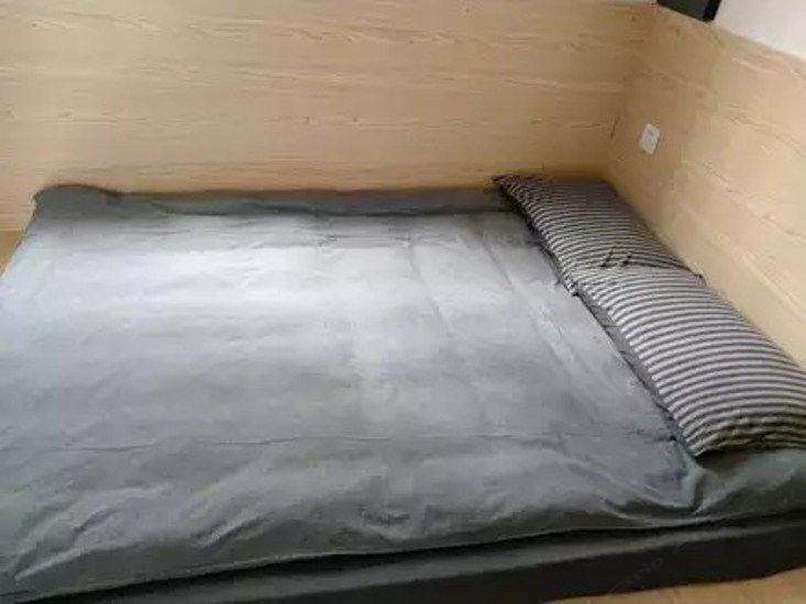 经济榻榻米大床房