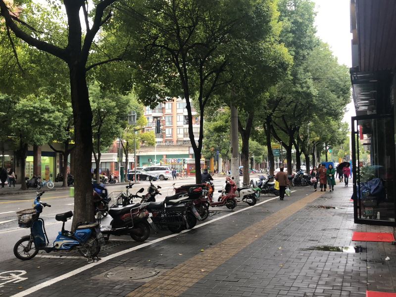 纳兰时尚宾馆(上海龙茗路店)