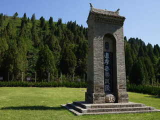 旅游去華山_2021去華山旅游團(tuán)報價_華山報團(tuán)多少錢