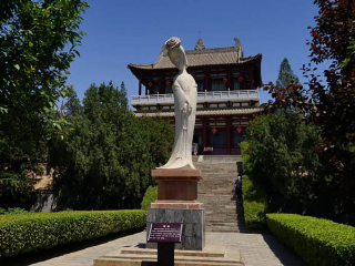 旅游去華山_2021去華山旅游團(tuán)報價_華山報團(tuán)多少錢