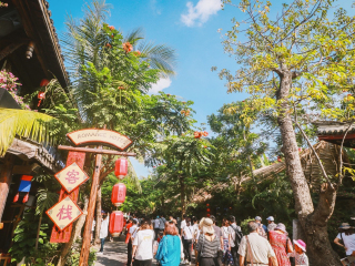 <浙西-大明山3日游>含万松岭滑雪场全天畅滑、宋城千古情、漫步西湖、泡杭州第1世界云曼温泉、宿一晚大明山山脚下隐溪民宿，一晚维也纳国际酒店
