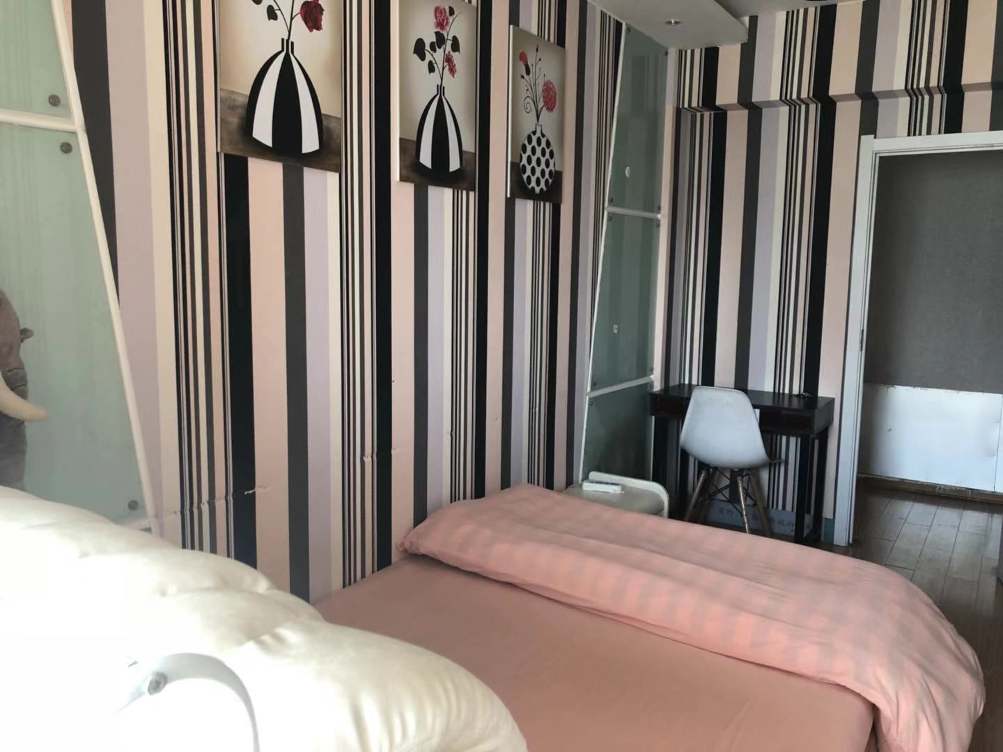 浪漫小屋(公共卫浴)
