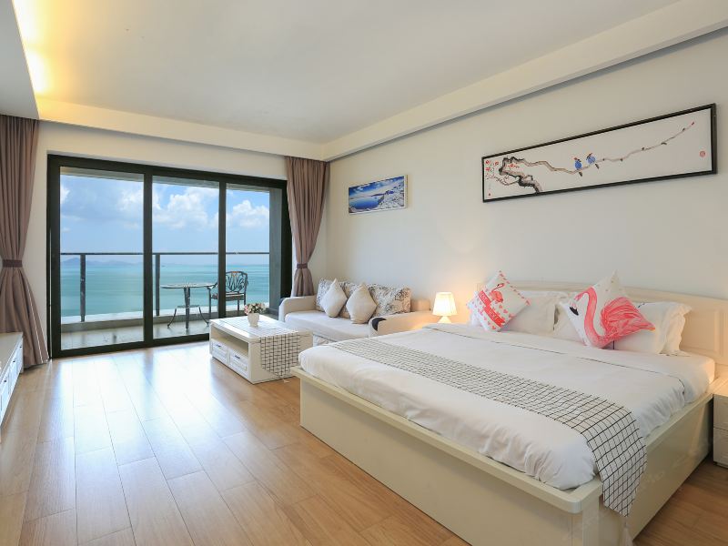 hotelPic