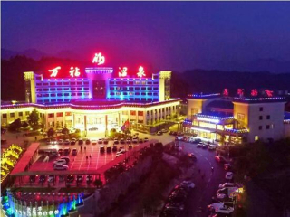 2021去湖南張家界跟團(tuán)多少錢(qián)_湖南張家界旅游報(bào)團(tuán)價(jià)格_到湖南張家界旅游報(bào)團(tuán)價(jià)格