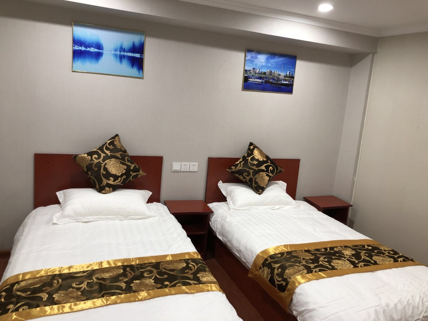标间