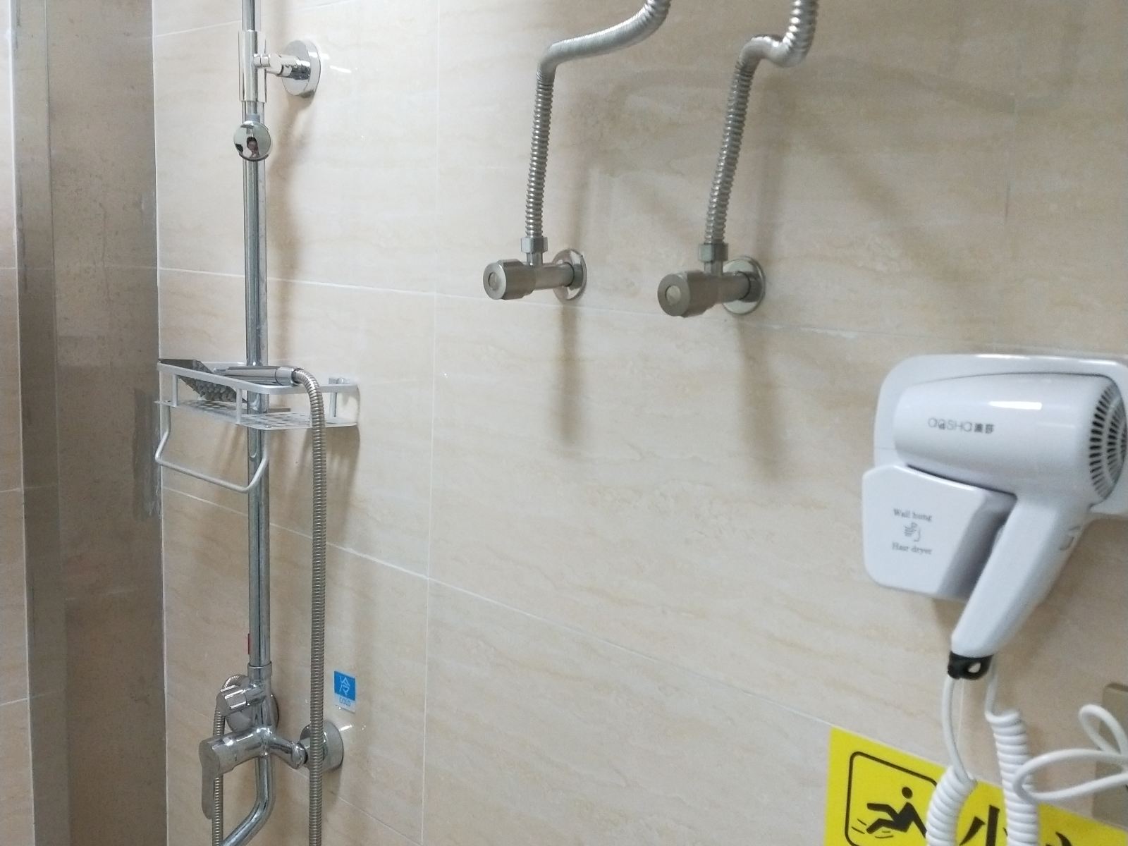 高级大床房