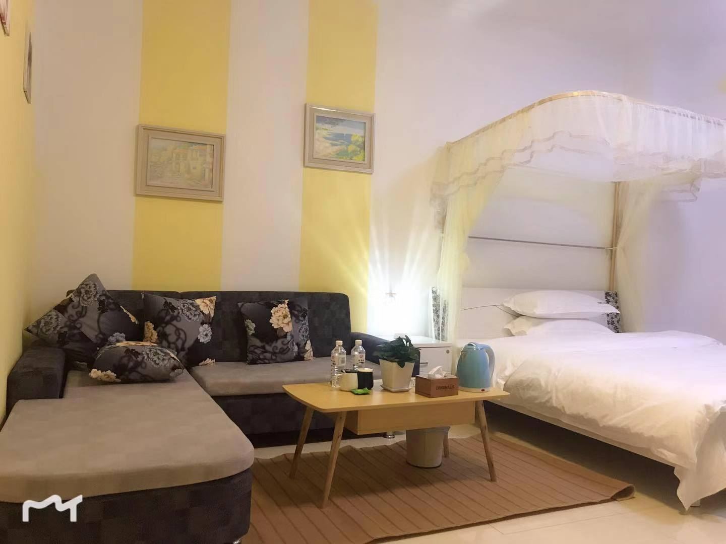 北欧情侣大床房