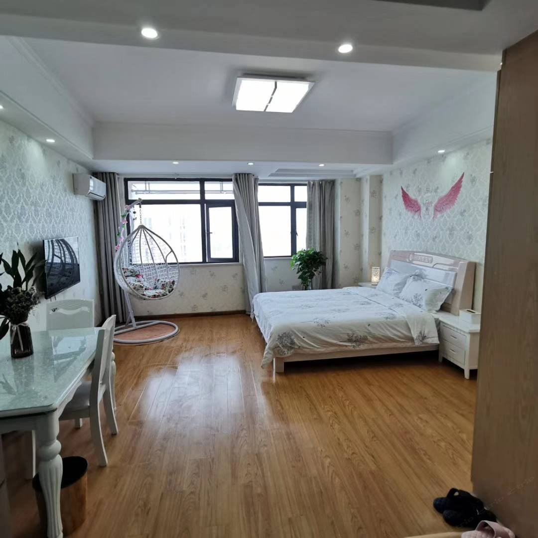 温馨大床房
