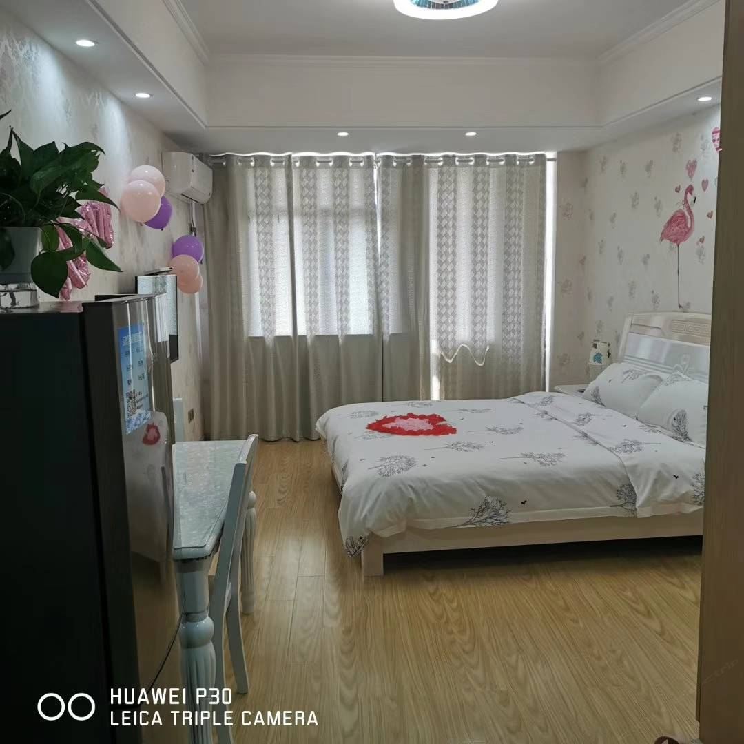 温馨大床房