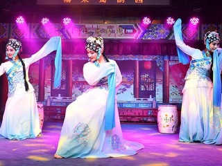 成都旅游跟團多少錢_8月成都旅游_怎么去成都旅游