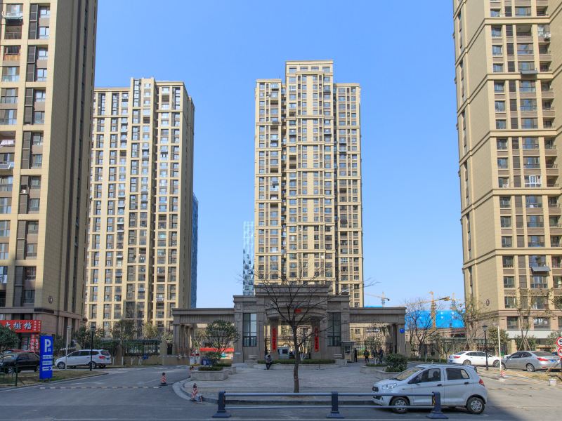 济南奔驰的宝马普通公寓