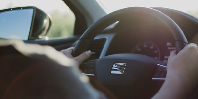 印尼 雅加达机场专车接送机服务 【24小时接送